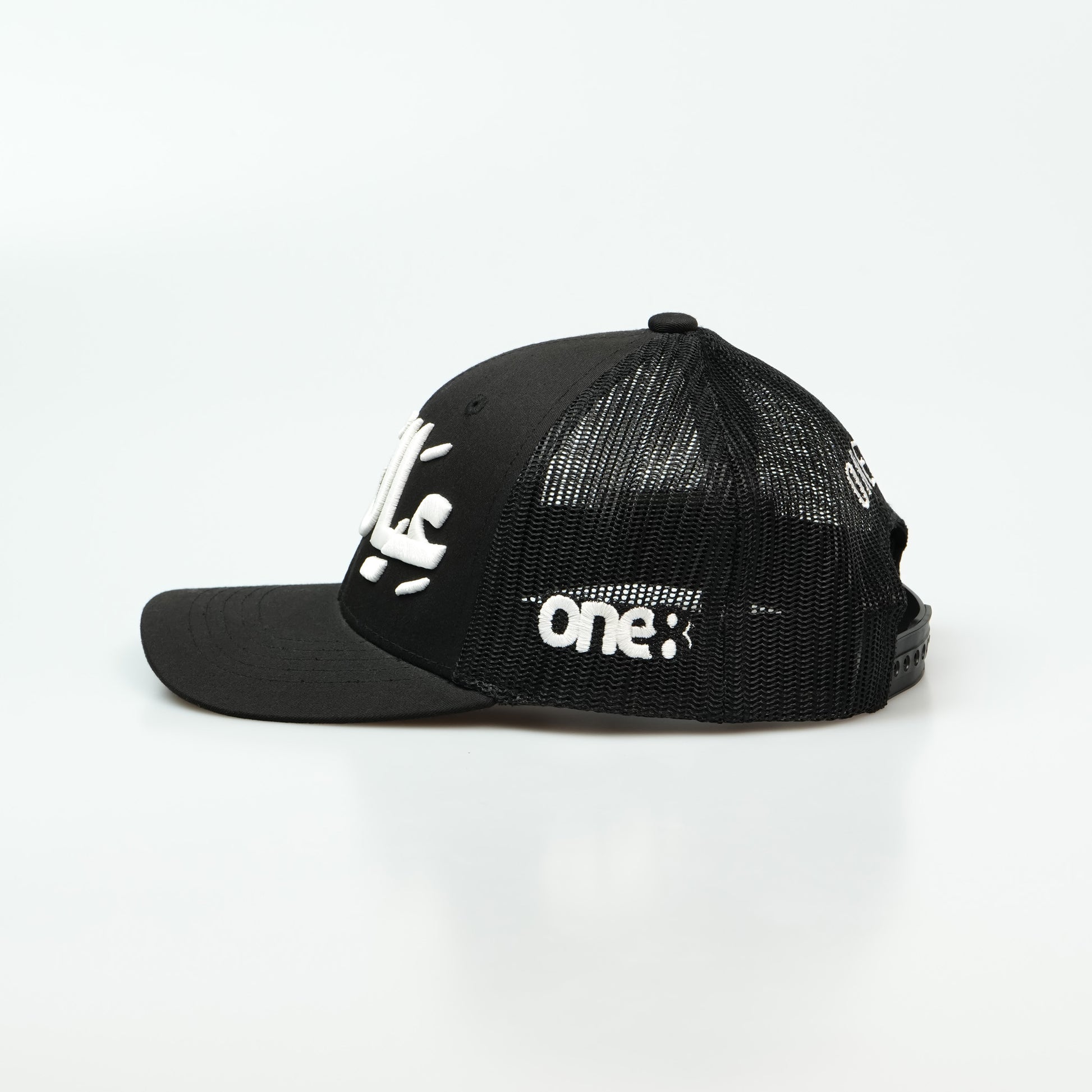  كاب عيال زايد Emirati Kids hat meshback trucker hat - Arabic Hat - Arabic One8 Hat