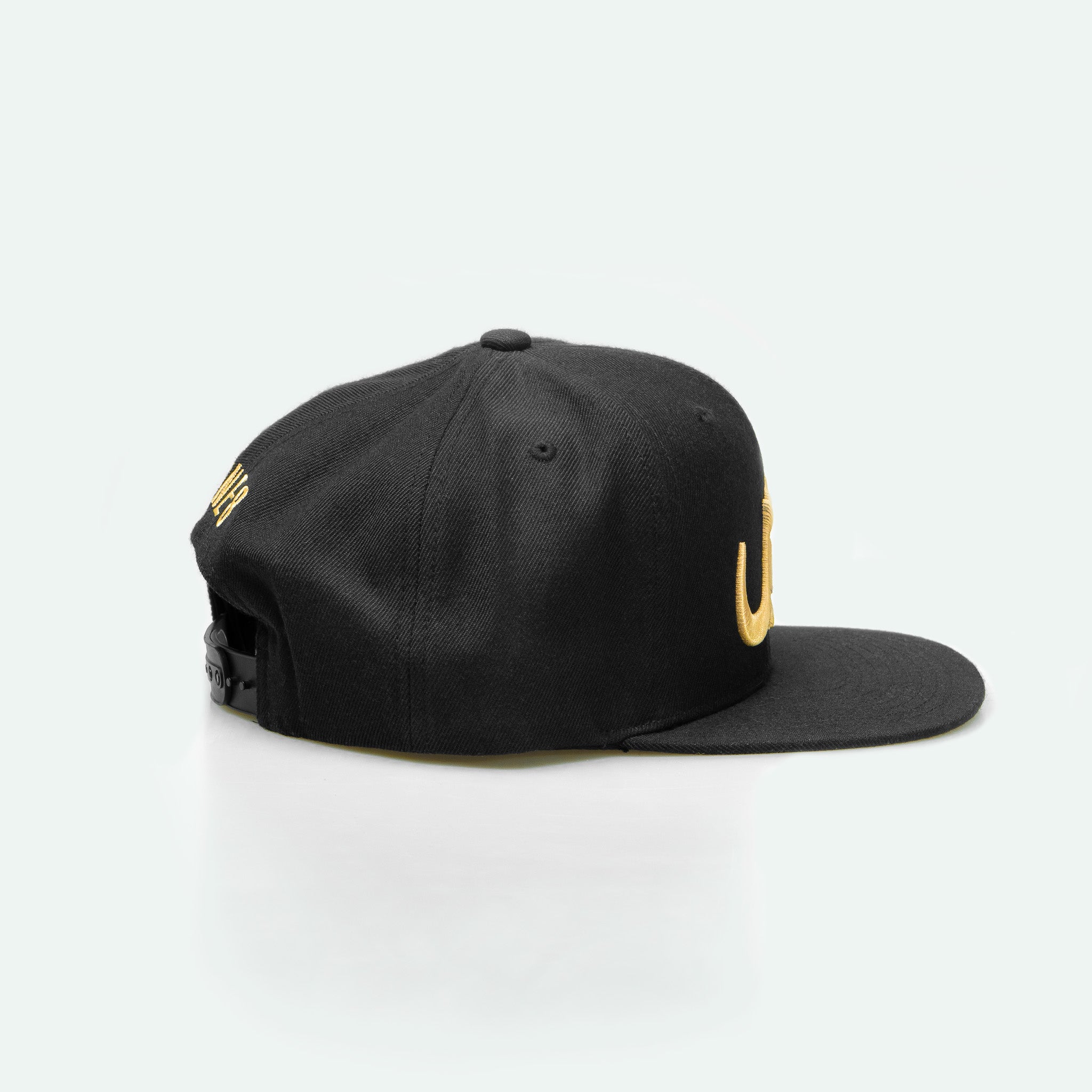 Al Namoos - Curved Brim Meshback Trucker Hat - One8 Hat- Arabic Streetwear كاب الناموس