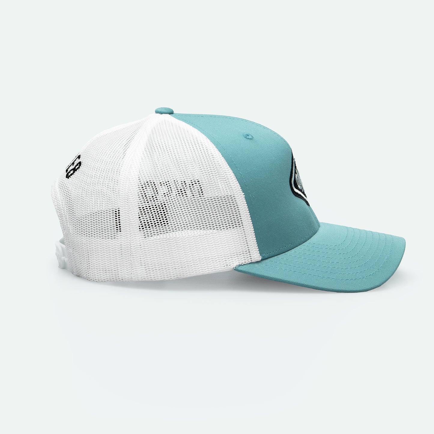 One8 Skate Logo Curved Brim Meshback Trucker Hat - One8 - Vintage Arabian Streetwear